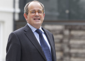 Buckingham vice-chancellor’s allies blame woke backlash for suspension